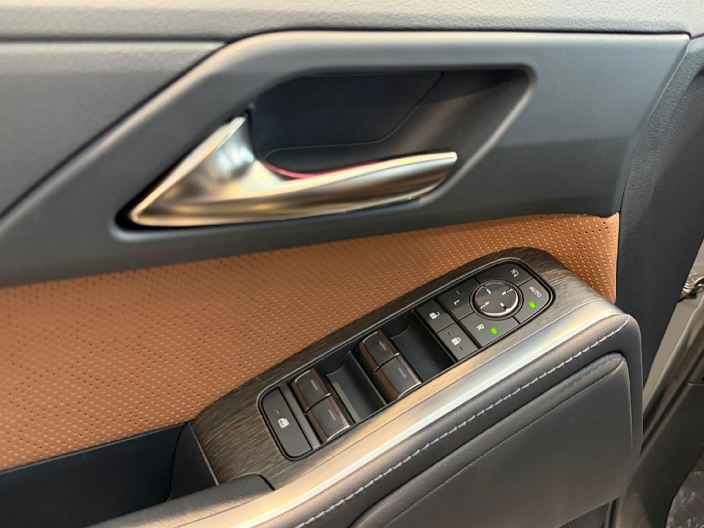 Certified 2025 Lexus GX 550 AWD/4WD image 15