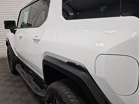 New 2026 GMC Hummer EV SUV image 6