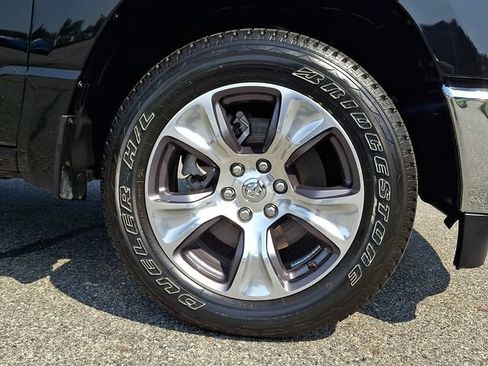 Used 2023 RAM 1500 Laramie AWD/4WD image 8