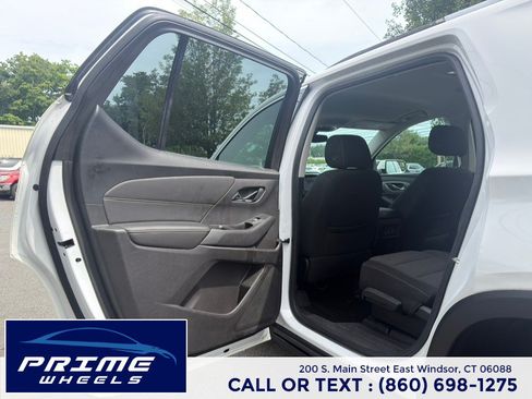 Used 2018 Chevrolet Traverse LT AWD/4WD image 12