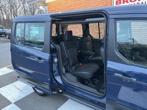 Used 2020 Ford Transit Connect XL image 43