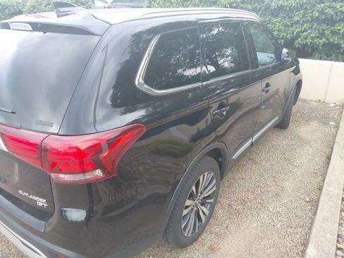 Used 2019 Mitsubishi Outlander GT AWD/4WD image 2