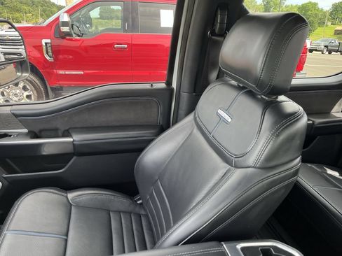 Used 2025 Ford F450 Platinum w/ FX4 Off-Road Package AWD/4WD image 24