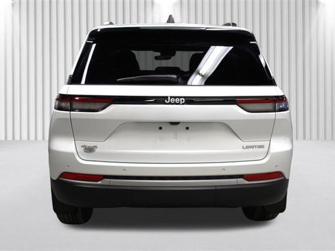 New 2026 Jeep Grand Cherokee Limited image 4