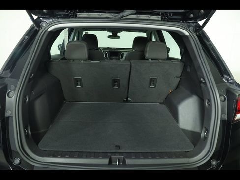 Used 2024 Chevrolet Equinox LS w/ Midnight Edition AWD/4WD image 9