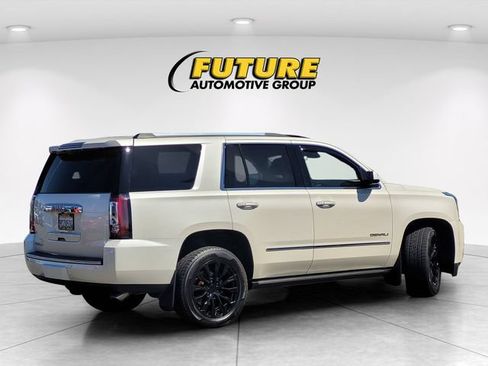 Used 2015 GMC Yukon Denali w/ Touring Package AWD/4WD image 4