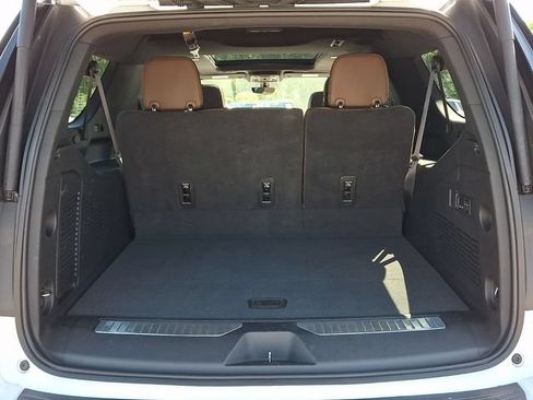 Used 2022 Chevrolet Suburban High Country w/ Max Trailering Package AWD/4WD image 30