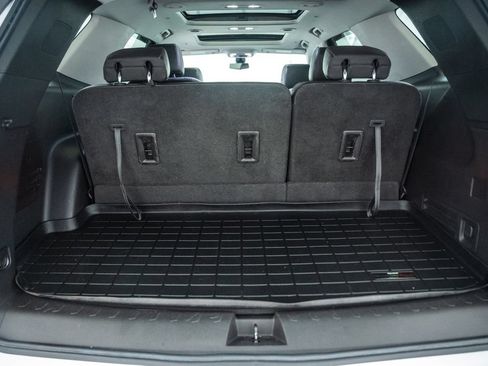Used 2021 Chevrolet Traverse Premier w/ LPO, 'HIT The Road' Package AWD/4WD image 12