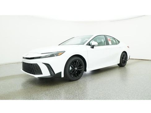 New 2026 Toyota Camry SE image 17