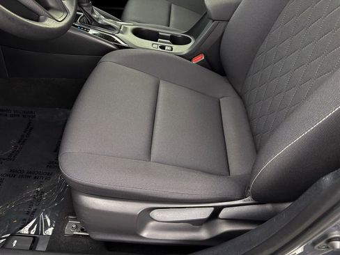 Used 2023 Toyota Corolla LE w/ Carpet Mat Package (TMS) image 18