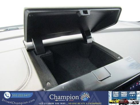 Used 2025 GMC Yukon Elevation w/ LPO, Yukon Black Package image 37