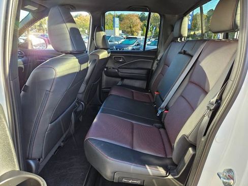 Used 2023 Honda Ridgeline Black Edition image 9