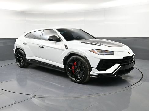 Used 2024 Lamborghini Urus Performante image 10
