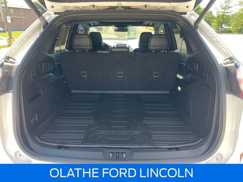 Certified 2022 Ford Edge Titanium w/ Equipment Group 301A AWD/4WD image 28
