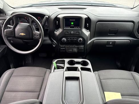 Used 2024 Chevrolet Silverado 1500 Custom AWD/4WD image 17