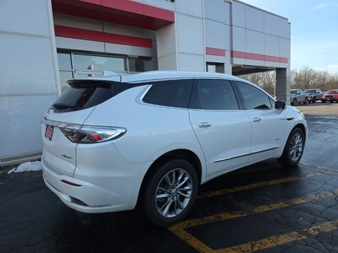Used 2024 Buick Enclave Avenir w/ Avenir Technology Package image 3