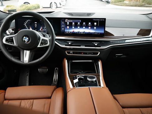 New 2026 BMW X6 xDrive40i w/ Climate Comfort Package image 26