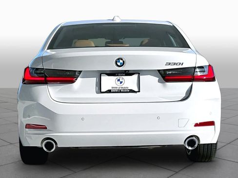 Certified 2026 BMW 330i Sedan RWD image 4