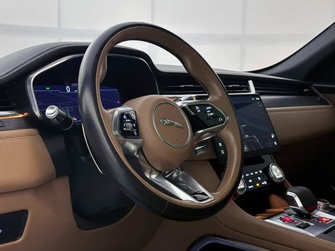 Used 2021 Jaguar F-PACE S AWD/4WD image 19