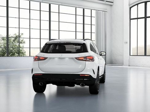 New 2025 Mercedes-Benz GLA 35 AMG 4MATIC image 24