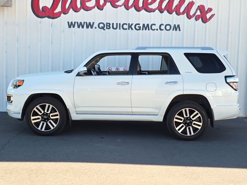 Used 2022 Toyota 4Runner Limited image 4