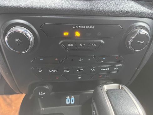 Used 2023 Ford Ranger Lariat w/ Equipment Group 501A High image 18