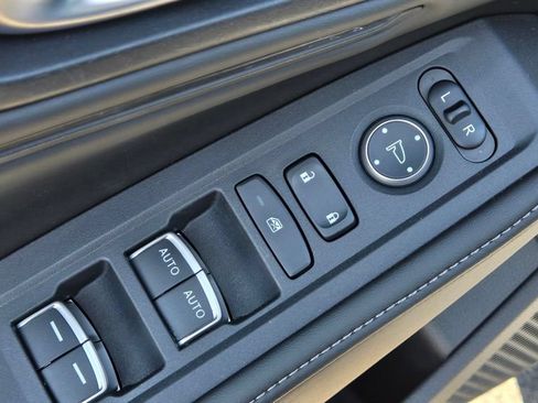 Used 2023 Honda Accord Sport image 16