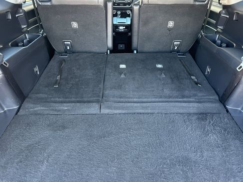 Certified 2025 Toyota Grand Highlander FWD image 18