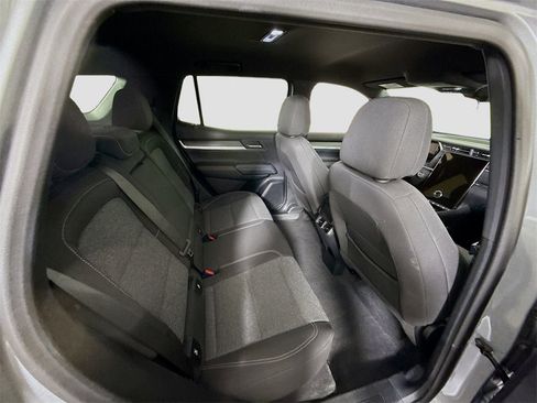 Used 2025 GMC Terrain Elevation image 18