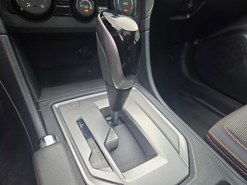 Used 2019 Subaru Crosstrek 2.0i Premium AWD/4WD image 15