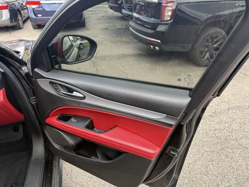 Used 2018 Alfa Romeo Stelvio Sport w/ Quick Order Package 22J Sport image 12