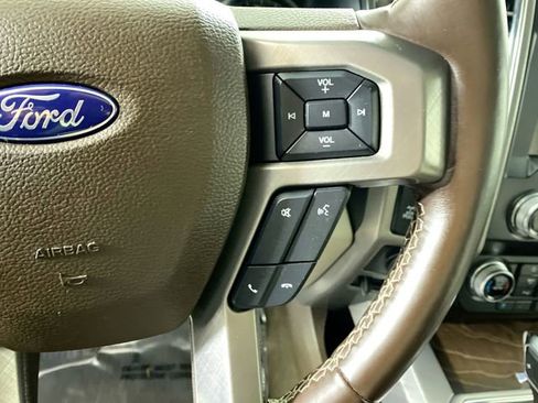 Used 2020 Ford F150 Limited w/ Trailer Tow Package image 12