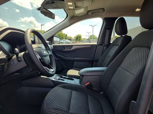 Certified 2023 Ford Escape Active AWD/4WD image 18