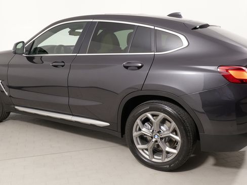 Used 2025 BMW X4 xDrive30i image 17