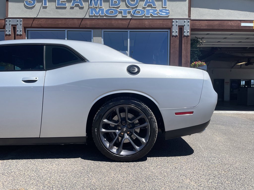 Used 2021 Dodge Challenger R/T Scat Pack RWD image 3