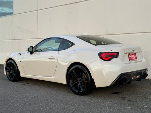 Used 2019 Toyota 86 image 5