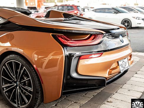 Used 2019 BMW i8 Roadster image 14