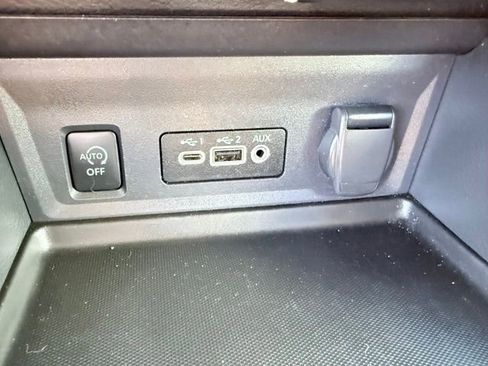 Certified 2024 Nissan Sentra SV w/ SV Premium Package FWD image 11