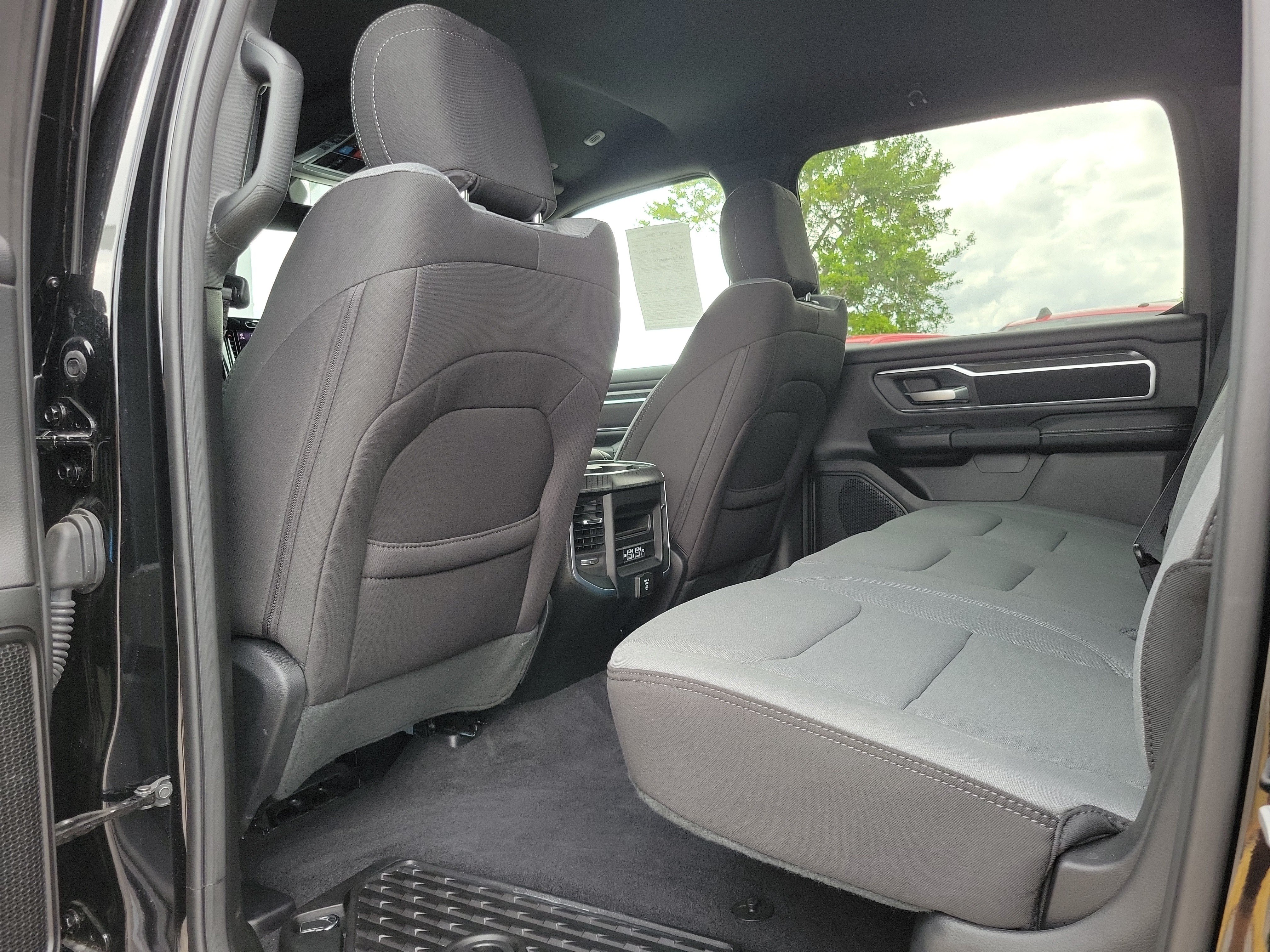 Used 2026 RAM 1500 Big Horn AWD/4WD image 9