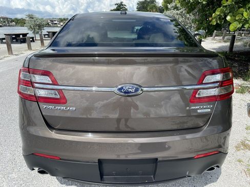 Used 2016 Ford Taurus Limited FWD image 6