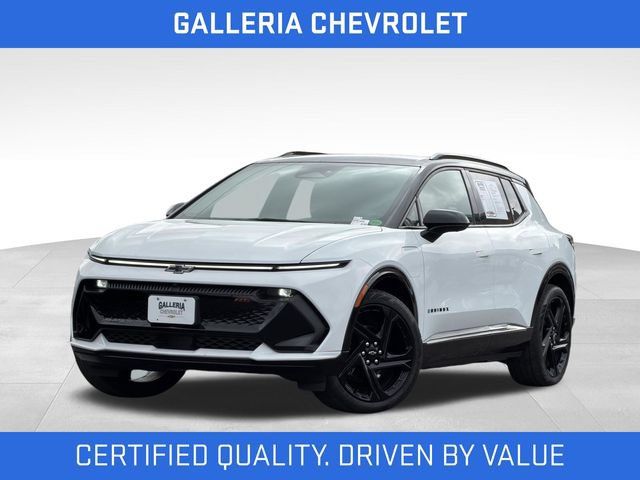 Certified 2024 Chevrolet Equinox EV RS FWD image 2