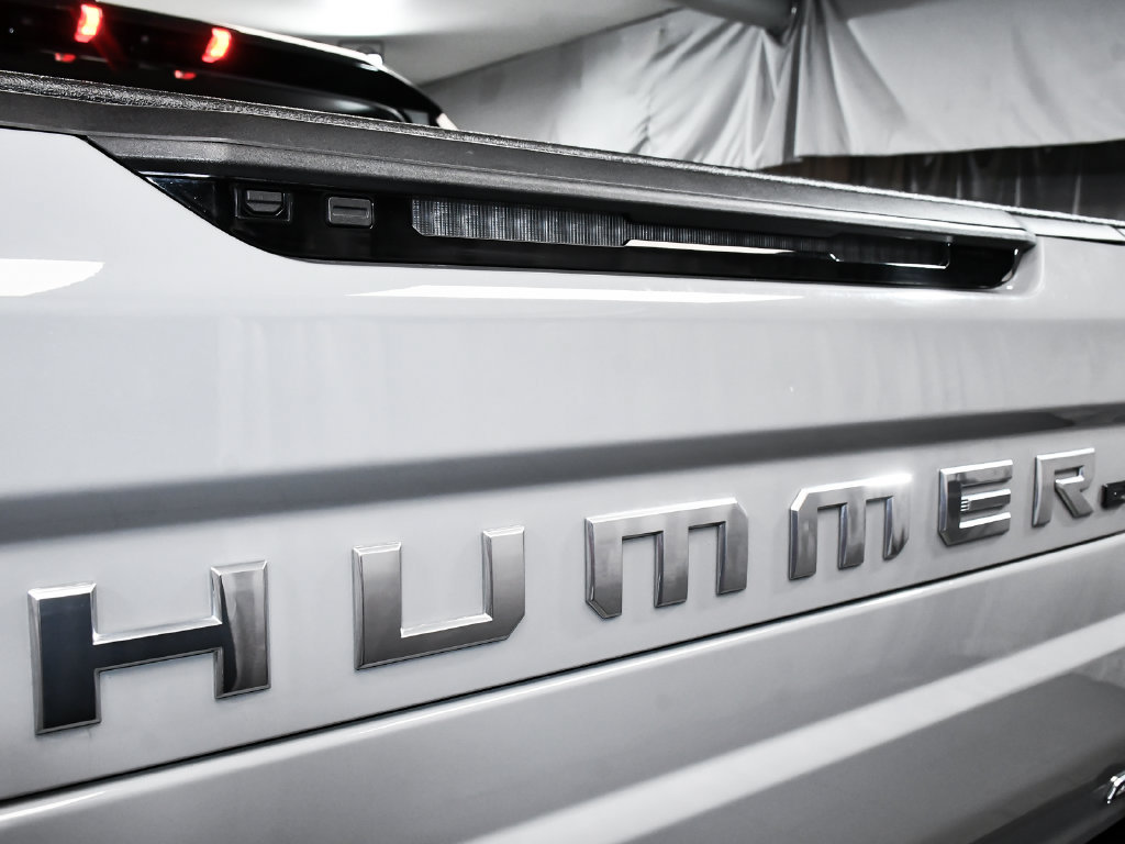 Used 2025 GMC Hummer EV 3X AWD/4WD image 65