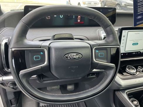 Certified 2025 Ford Expedition Platinum w/ Stealth Performance Package image 17