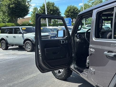 Used 2022 Jeep Wrangler Unlimited Sport AWD/4WD image 11