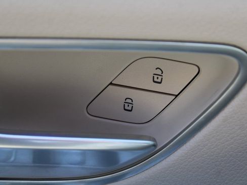 Certified 2025 Mercedes-Benz GLS 450 GLS 450 image 21