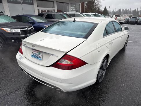 Used 2006 Mercedes-Benz CLS 500 CLS 500 4dr Sedan image 3