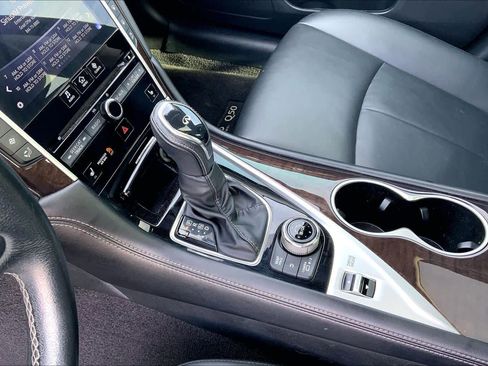 Used 2019 INFINITI Q50 Luxe w/ Essential Package (3.0T Luxe) image 17