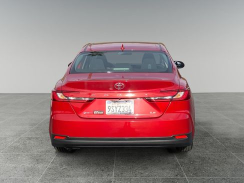 Used 2025 Toyota Camry LE FWD image 4