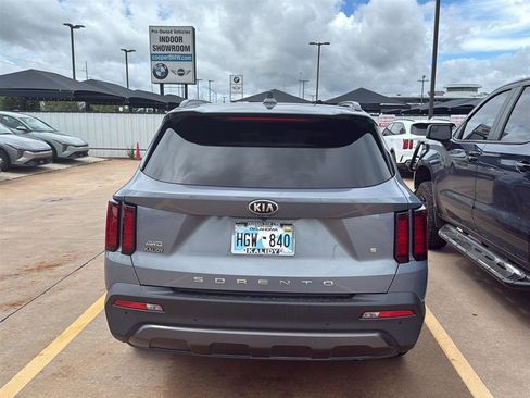 Used 2021 Kia Sorento S w/ Panoramic Sunroof Package AWD/4WD image 10