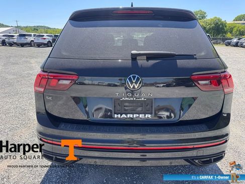 Used 2022 Volkswagen Tiguan SE R-Line image 4